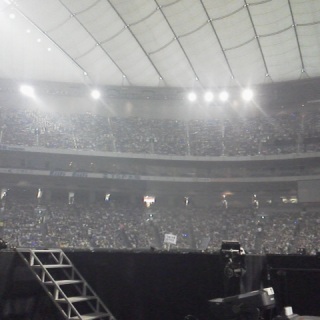 �����h�[���I